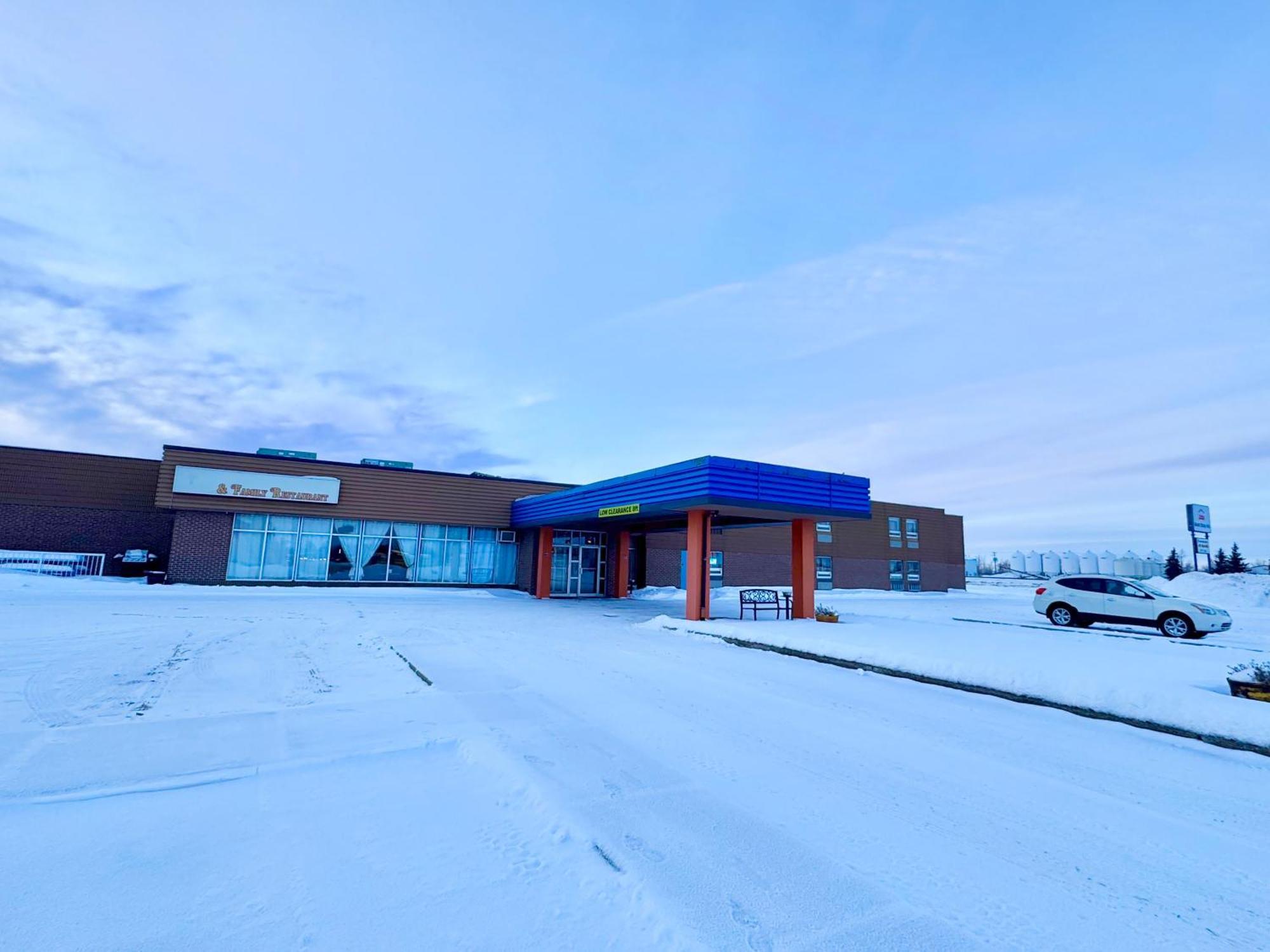 Best Stay Inn Melville Exterior foto