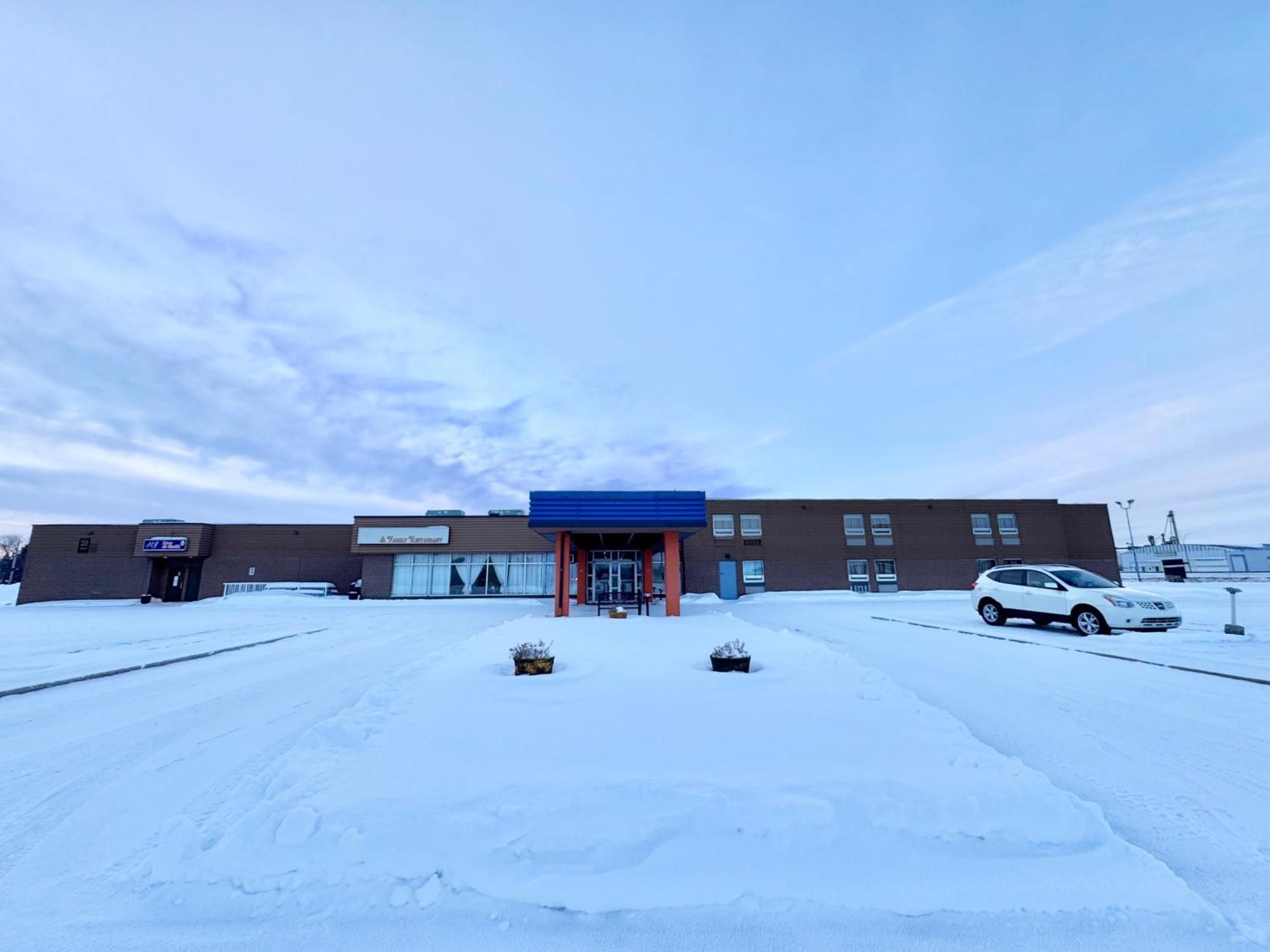 Best Stay Inn Melville Exterior foto